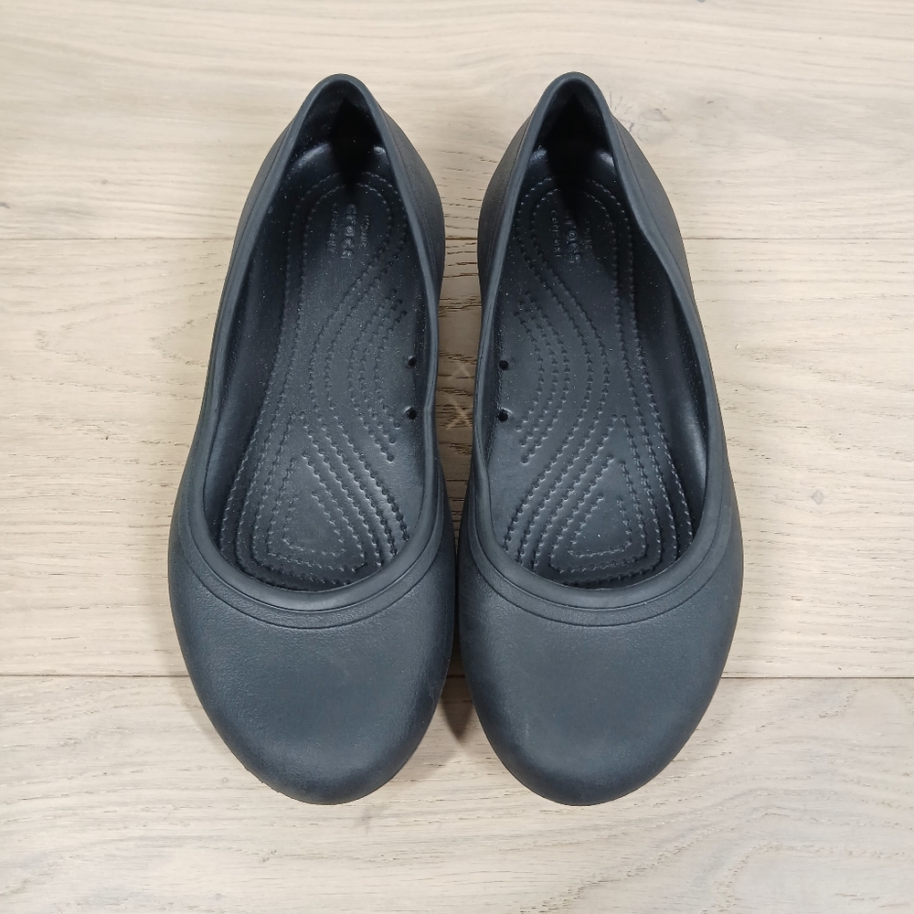 Crocs‎ Black Round Toe Slip-On Ballet Flats Comfort Casual Shoes 1524